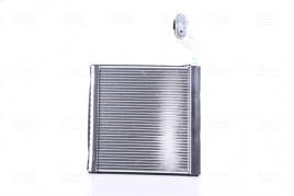 Испаритель NISSENS 92340