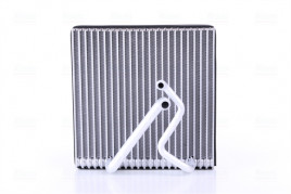 Испаритель NISSENS 92163