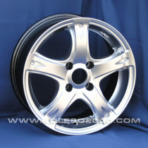Литые диски Racing Wheels H-366 15x6,5 PCD4x108 ET40 67,1 HS