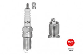 Свеча зажигания NGK 3812