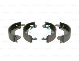 Комплект тормозных колодок BOSCH 0 986 487 668
