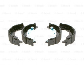 Комплект тормозных колодок BOSCH 0 986 487 771