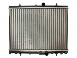 Радиатор THERMOTEC D7P011TT